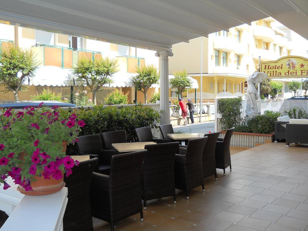 Hotel Villa Dei Fiori - Sul Mare Con Piscina Viserbella di Rimini Zewnętrze zdjęcie